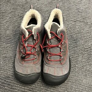 Keen Kids Boots in Gray and Red